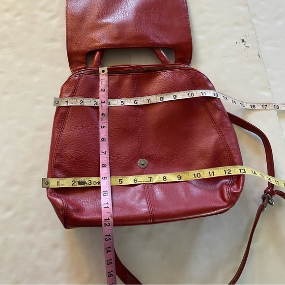 Matt & Nat Vegan Crossbody Bag Purse Red Adjustable Strap Cross Body - Picture 12 of 16